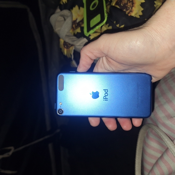 Apple iPod Blue
